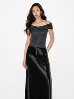 Load image into Gallery viewer, Tencel Off Shoulder Twist Top in Grey
