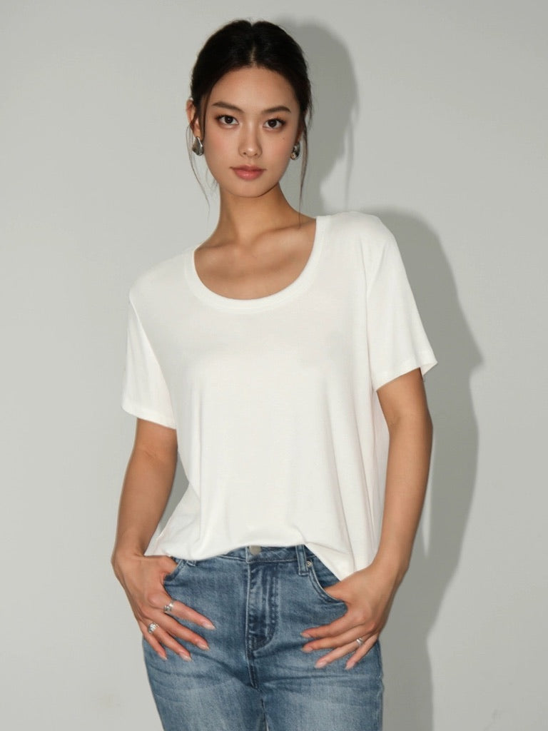 Classic Relaxed Scoop Neck Tee [3 Colours]