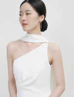 Load image into Gallery viewer, Toga Gown + Detachable Tie [4 Colours]
