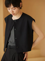 Load image into Gallery viewer, Cropped Short Sleeve Jacket in Black
