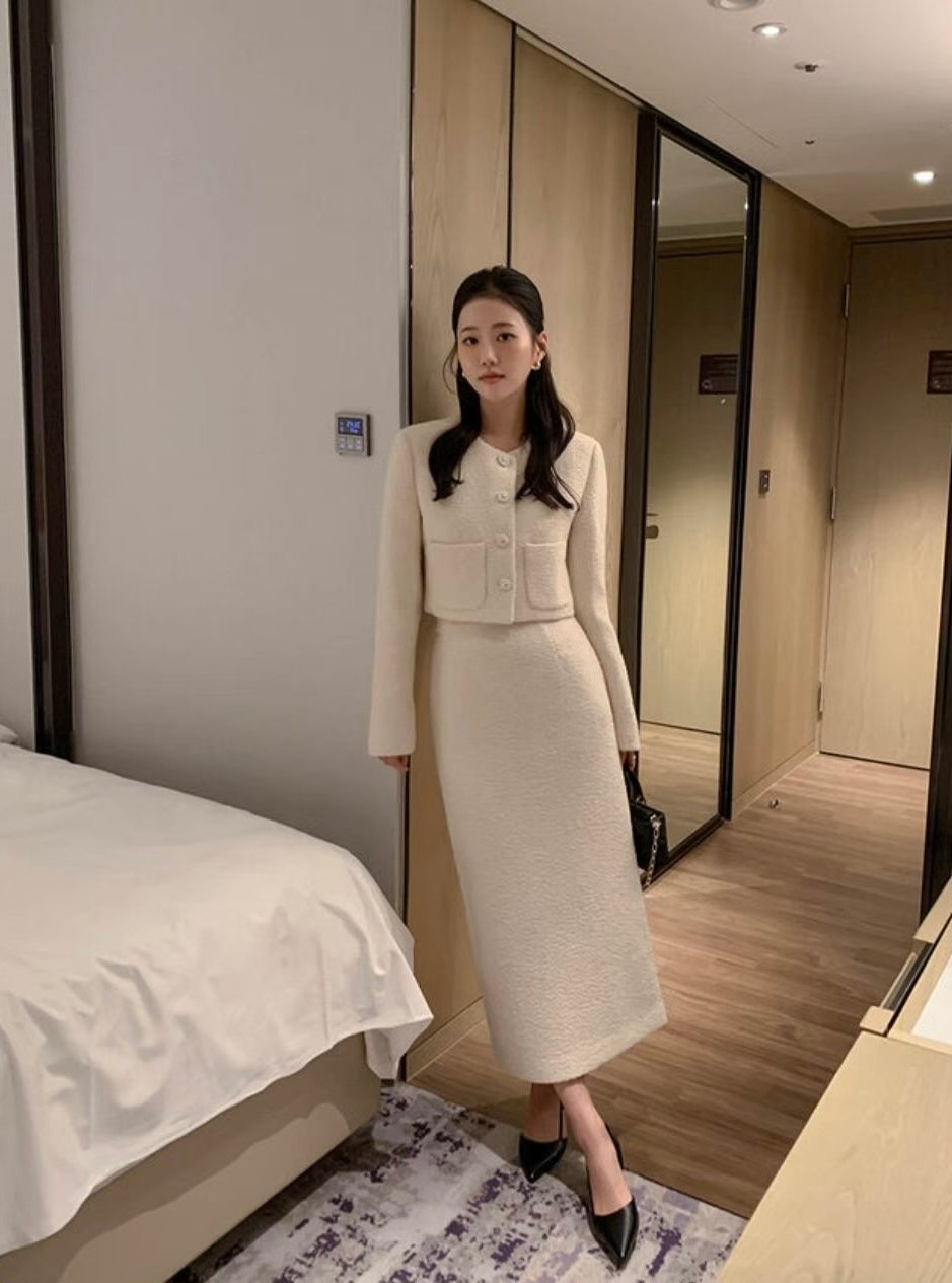 Korean Kookie Skirt [2 Colours]