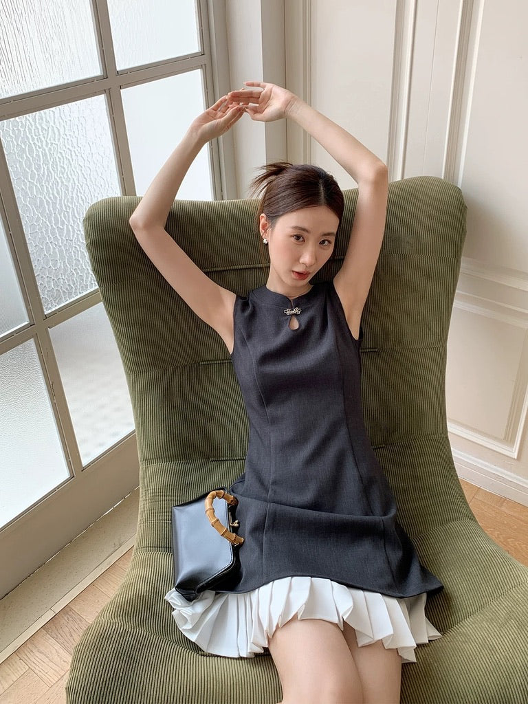 Pleat Hem Cheongsam Dress in Grey