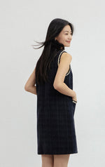 Load image into Gallery viewer, Tweed Pocket Edge Shift Dress in Black
