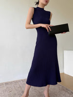 Load image into Gallery viewer, Sleeveless Ribbed Midi Dress [2 Colours]
