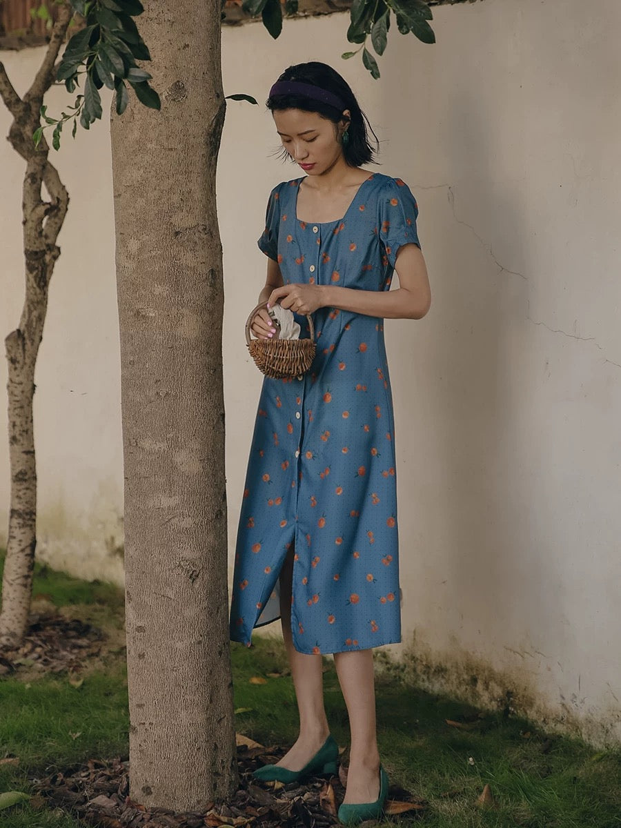 Vintage Floral Shift Dress in Blue