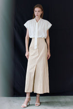 Load image into Gallery viewer, Korean Keurumi Tie Blouse [2 Colours]
