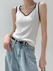 Contrast Edge Knit Tank Top in White