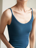 Load image into Gallery viewer, Classic Round Neck Stretch Camisole in Blue
