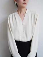 Load image into Gallery viewer, V Button Blouse in Cream
