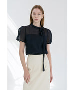 Load image into Gallery viewer, *Limited Edition* Korean Beau Tencel Blouse [3 Colours]
