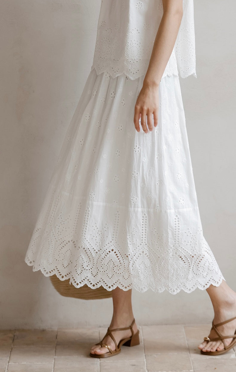 Eyelet Floral Midi Skirt in White