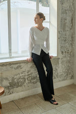 Load image into Gallery viewer, Korean Tilda Tailored Stretch Trousers in Black
