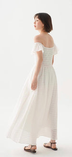 Load image into Gallery viewer, Off Shoulder Textured Pocked Maxi Dress in White
