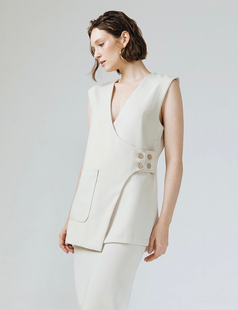 Helsey Tailored Vest in White