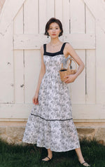 Load image into Gallery viewer, Floral Panel Maxi Dress in Black/White
