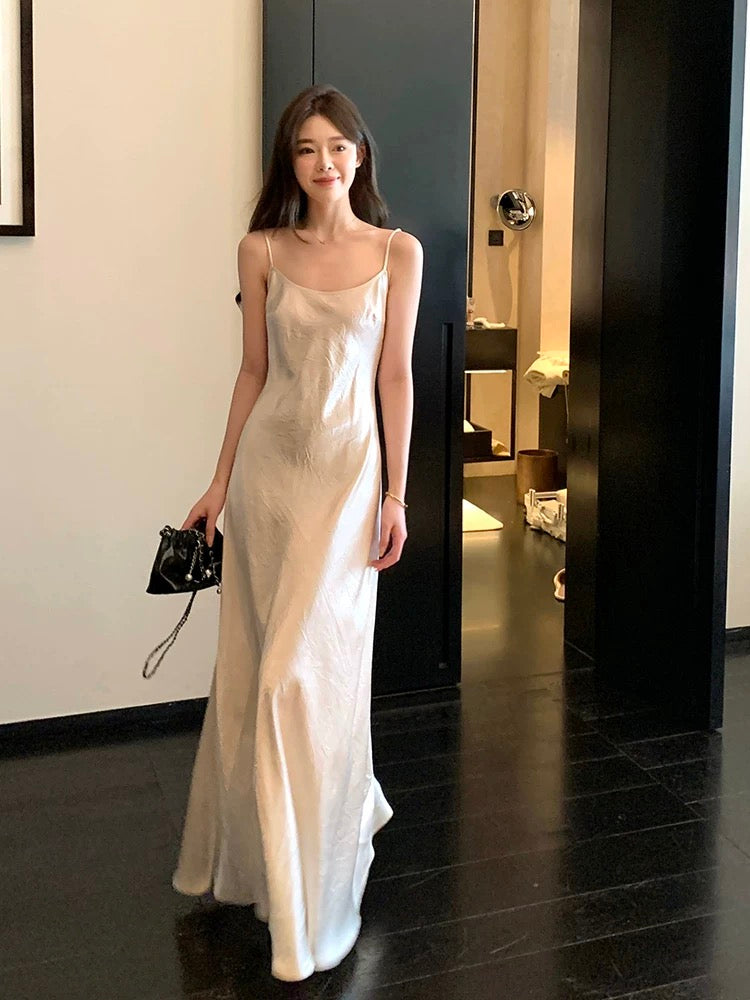 Textured Drop Back Cami Gown in Cream – LEXI + LOU