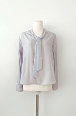 Load image into Gallery viewer, Korean Roi Tie Blouse [2 Colours]
