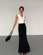 Load image into Gallery viewer, Bias Cut Knit Maxi Skirt in Black
