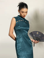 Load image into Gallery viewer, Beaded Cutout Back Cheongsam in Green
