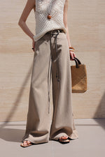 Load image into Gallery viewer, Tencel Blend Wide Flare Leg Jeans in Khaki
