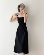 Load image into Gallery viewer, Side Gathered Flare Midi Dress [5 Colours]
