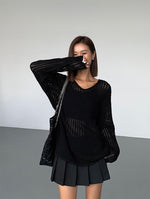 Load image into Gallery viewer, Oversized Knitted Top in Black
