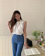 Load image into Gallery viewer, [Ready Stock] Korean Pussy Bow Sleeveless Blouse in Cream

