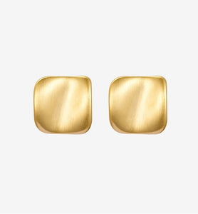 Matte Square Curve Earrings in Gold