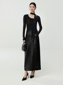 H-Line Faux Leather Slit Skirt in Black