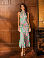 Load image into Gallery viewer, Floral Stretch Mermaid Cheongsam in Green
