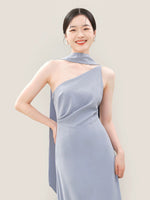 Load image into Gallery viewer, Toga Gown + Detachable Tie [4 Colours]
