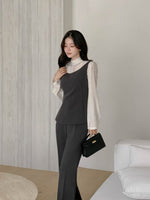 Load image into Gallery viewer, Korean Bilte Tailored Peplum Sleeveless Top [2 Colours]
