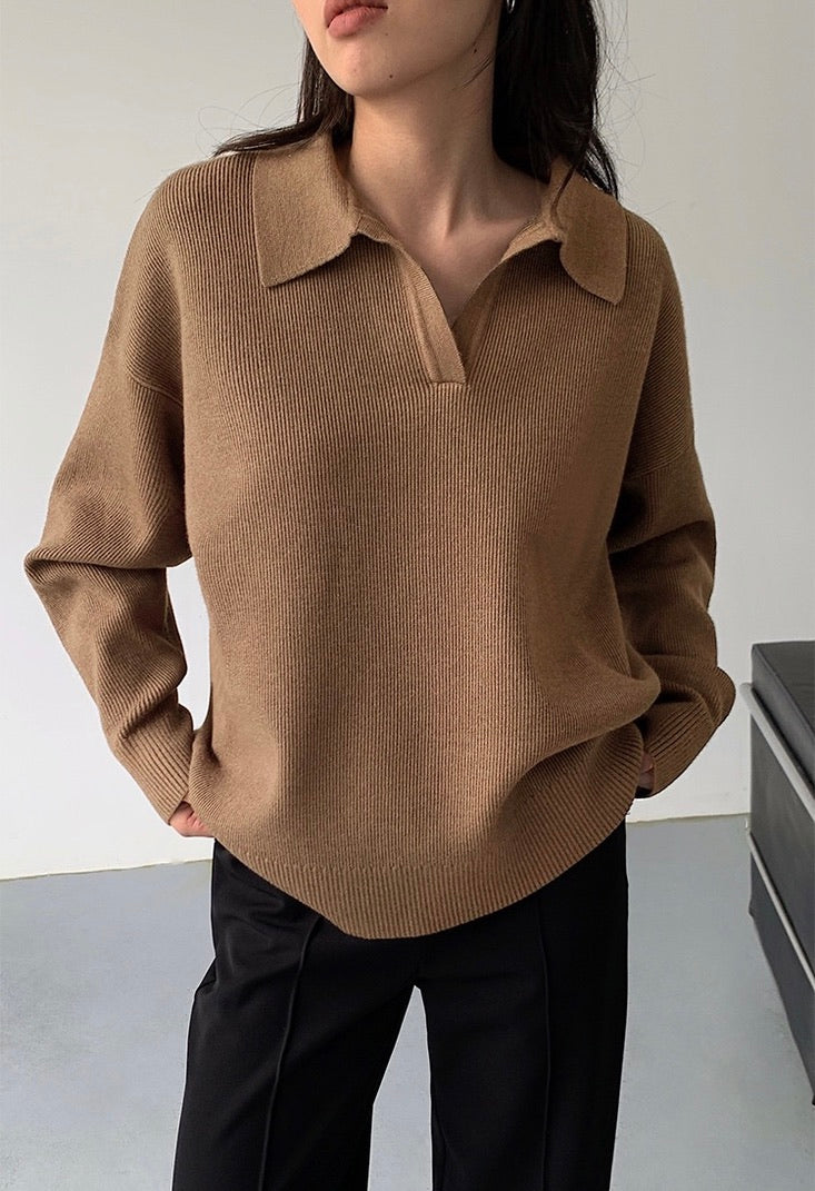 Oversized Collar Knitted Sweater in Brown