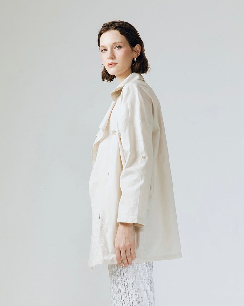 Cara Convertible Sleeve Outerwear in Cream