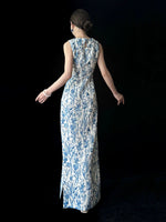 Load image into Gallery viewer, Floral Stretch Maxi Dress in Blue/White
