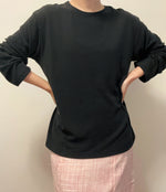 Load image into Gallery viewer, Korean Relaxed Stretch Long Sleeve Top [2 Colours]
