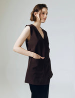 Load image into Gallery viewer, Helsey Tailored Vest in Brown
