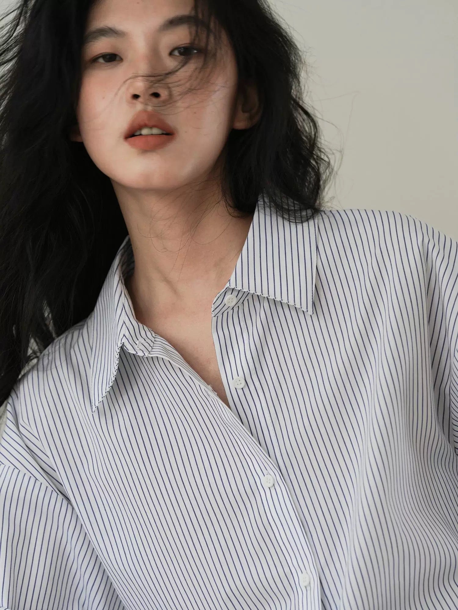 Classic Relaxed Striped Shirt in White