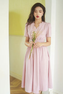 Vintage Scallop Edge Midi Dress in Pink