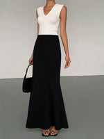 Load image into Gallery viewer, Bias Cut Knit Maxi Skirt in Black
