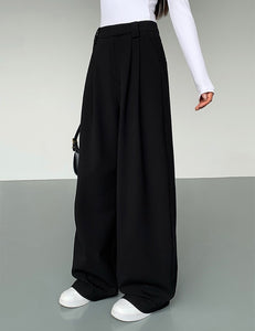 Loop Wide Leg Hook Trousers in Black