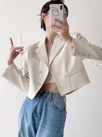Load image into Gallery viewer, Cropped Blazer in Cream
