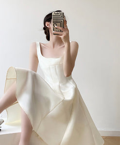Sleeveless A-Line Sheen Dress in Cream