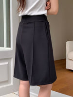 Load image into Gallery viewer, Korean Hidden Waistband Culotte Shorts in Black
