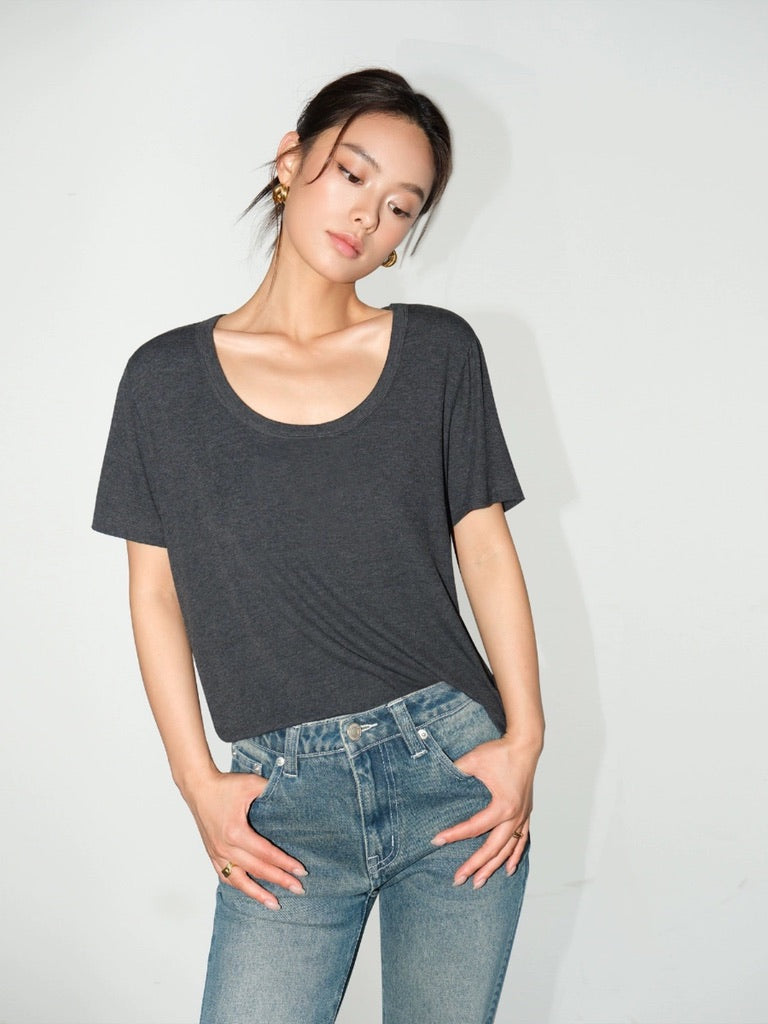 Classic Relaxed Scoop Neck Tee [3 Colours]