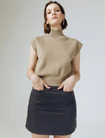 Load image into Gallery viewer, Giselle Knitted Top in Taupe
