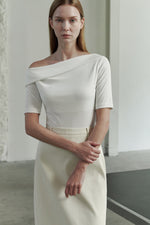 Load image into Gallery viewer, *Limited Edition* Korean Peake Top [3 Colours]
