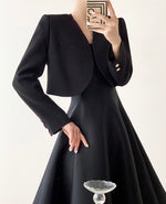 Load image into Gallery viewer, Cropped Curve Tailored Blazer in Black
