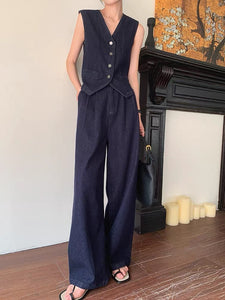 High Rise Wide Leg Relaxed Jeans in Navy
