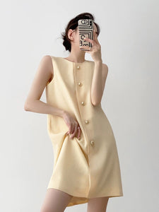 Contrast Button Shift Dress in Yellow